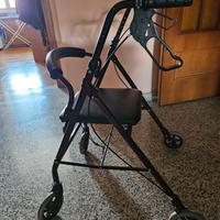 Deambulatore nuovo usato poco