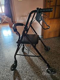 Deambulatore nuovo usato poco