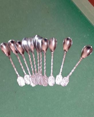 Set 11 cucchiaini souvenir con sdemma inciso 