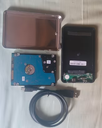 Hard disk 2,5" 1tb case in metallo usb+hdd 3,5"
