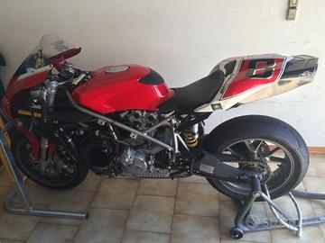 Ducati 999 da pista