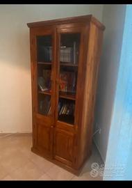 Vetrina in legno come nuova
