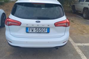 FORD focus station wagon business 