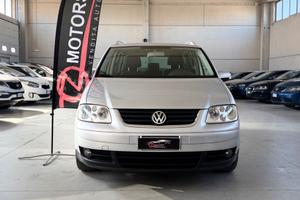 Volkswagen Touran 2.0 16V TDI DSG Highline