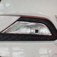 Fendinebbia sinistro HYUNDAI I20 del 2017