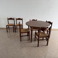 Tavolo e sedie
