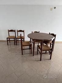 Tavolo e sedie