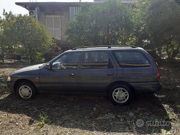 ford escort ghia sw  1.8 ie