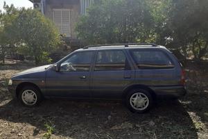 ford escort ghia sw  1.8 ie