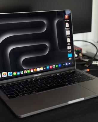 MacBook Pro 13" (2018) i5, 8GB RAM, 256GB SSD