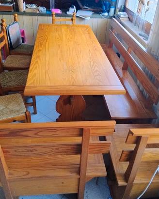 arredamento in rovere  per sala hobby