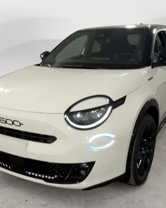 FIAT 600 1.2 Hybrid 145cv Sport