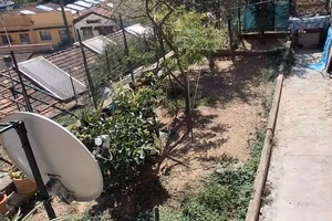 Casa con giardino e terrazza