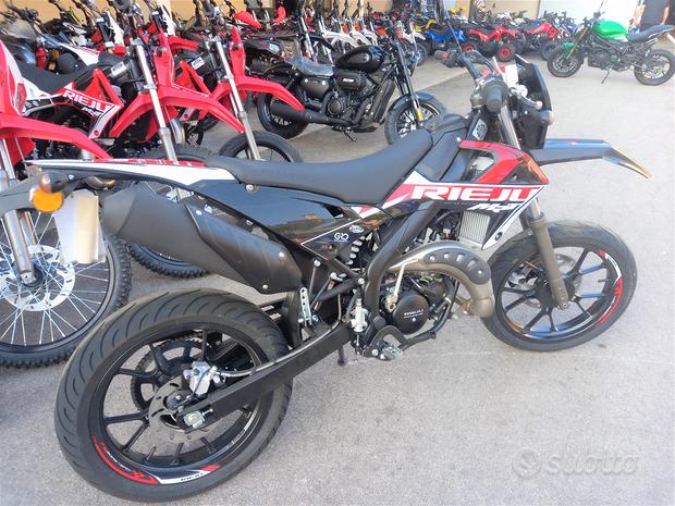 NUOVO ENDURO Rieju MRT 50-BLACK MOT.MINARELLI-2T