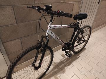 Bicicletta MTB mountain bike 26" FREJUS