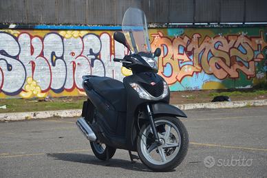 Honda SH 150 i TUO A 30EURO AL MESE