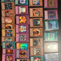 Lotto holo yu-gi-oh con ultimate