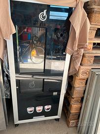 Distributore automatico