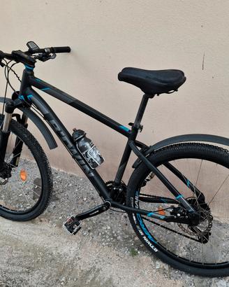 Bici MTB  Btwin Rockrider 520