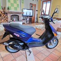 Aprilia sr esquire
