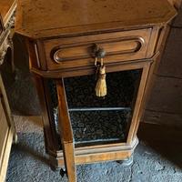 comodini + madia legno antichi