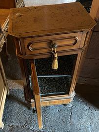comodini + madia legno antichi