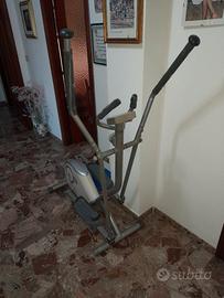 macchina step ellittica camminata allenamento