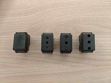 Lotto BTicino Interruttore + prese 4501 4513 4519