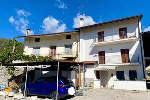 Casa affiancata a Travesio