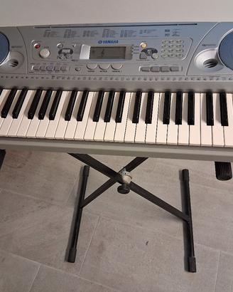 Yamaha PSR275