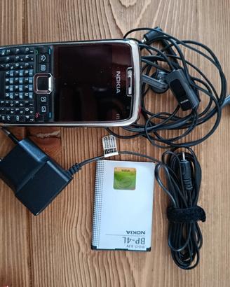 Nokia E71 
