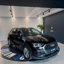 Audi Q3 35 2.0 tdi s-tronic