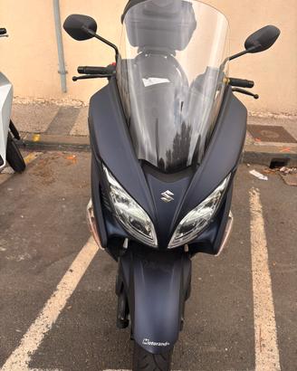 Suzuki Burgman 400
