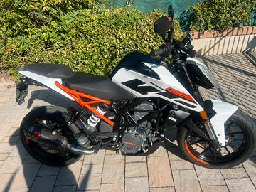 Ktm duke 125