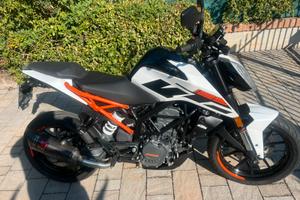 Ktm duke 125
