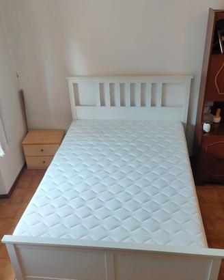 letto ikea Hemnes