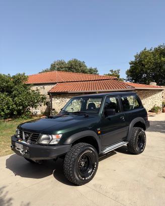 Nissan Patrol GR 3.0 TD DA VETRINA ENTRA E LEGGI