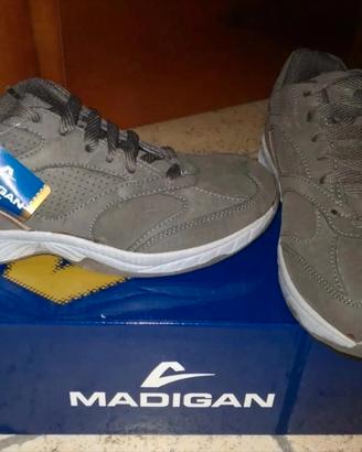 scarpe Madigan nuove in cera pelle sportive/elegan