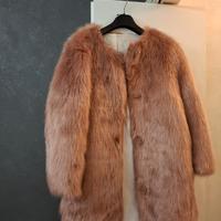 Pelliccia ecologica rosa