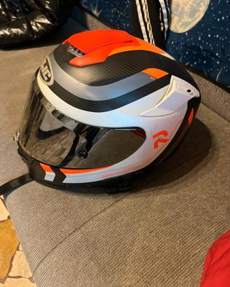 Casco in carbonio