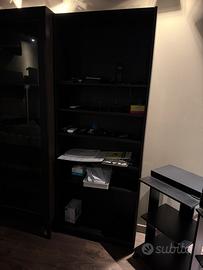 1 LIBRERIA  IKEA MARRONE-NERO MONTATA 80x28x202