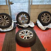 pneumatici invernali completi di cerchi originali