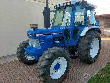 trattore Ford 6810