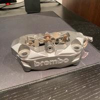 Pinza brembo m4