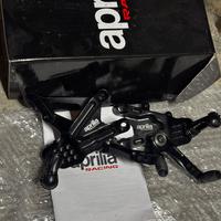 Pedane Aprilia rsv4