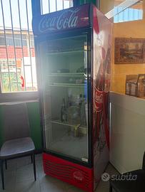 Frigo vetrina, Coca-Cola