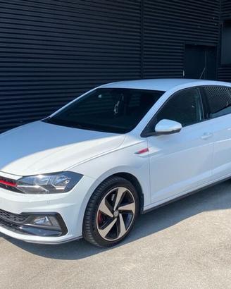 Volkswagen Polo GTI 2.0 TSI GTI DSG BMT 200 C...