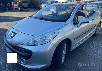 PEUGEOT 207 1.6 VTi 120CV CC Féline