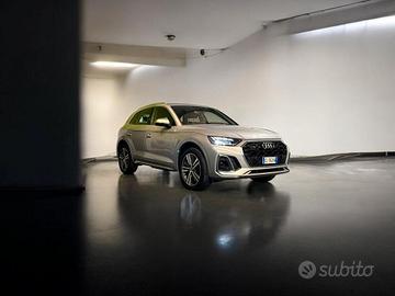 Audi Q5 40 2.0 tdi mhev S line Plus quattro s tron