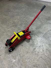 Carrello idraulico a carrello